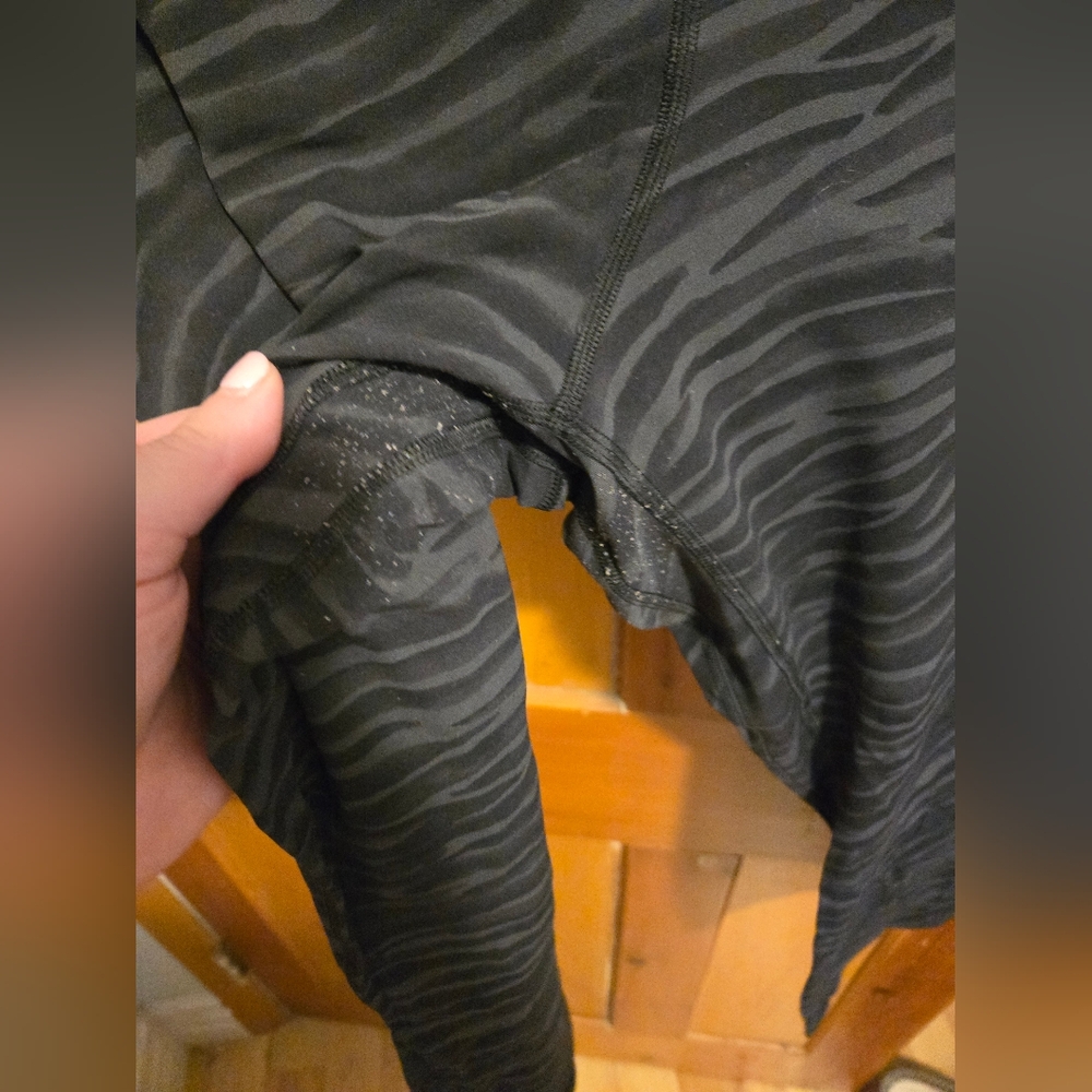 Lululemon Align Zebra sz 16 - Picture 2 of 5